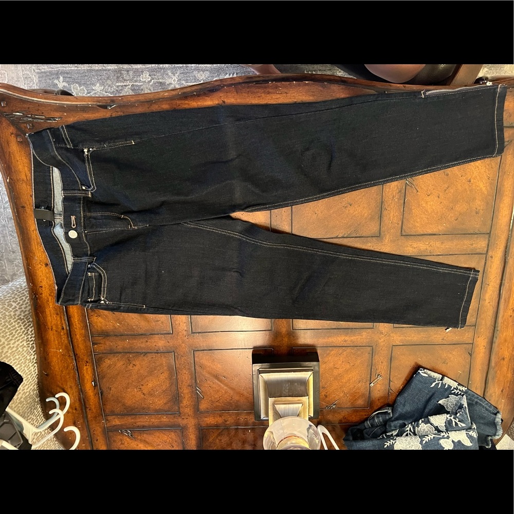 White House black market women’s jeans